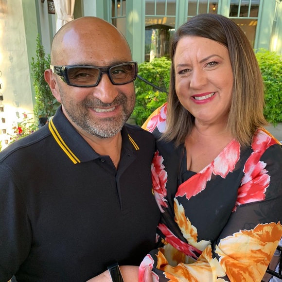 Meet your Posher, Lira - Picture 2 of 3